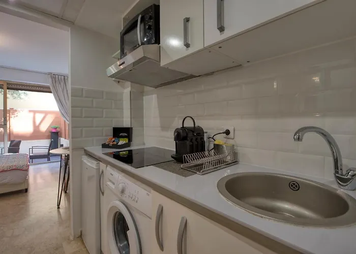 Flat *